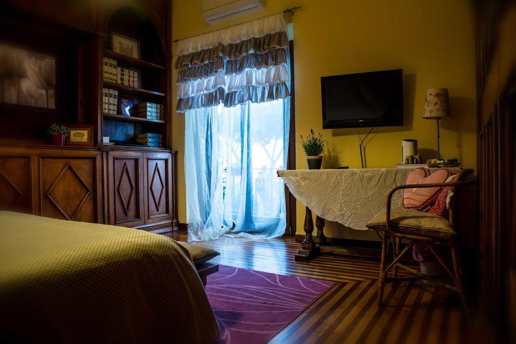 Al Pino B&B Grottaferrata Szoba fotó